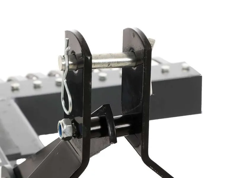 Râteau pour tracteur Blackstone B-LRK 180 avec raccords 3 points