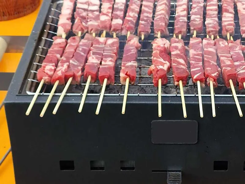 Barbecue de table à charbon Dalmazio - Artisanal - Coque noire anthracite