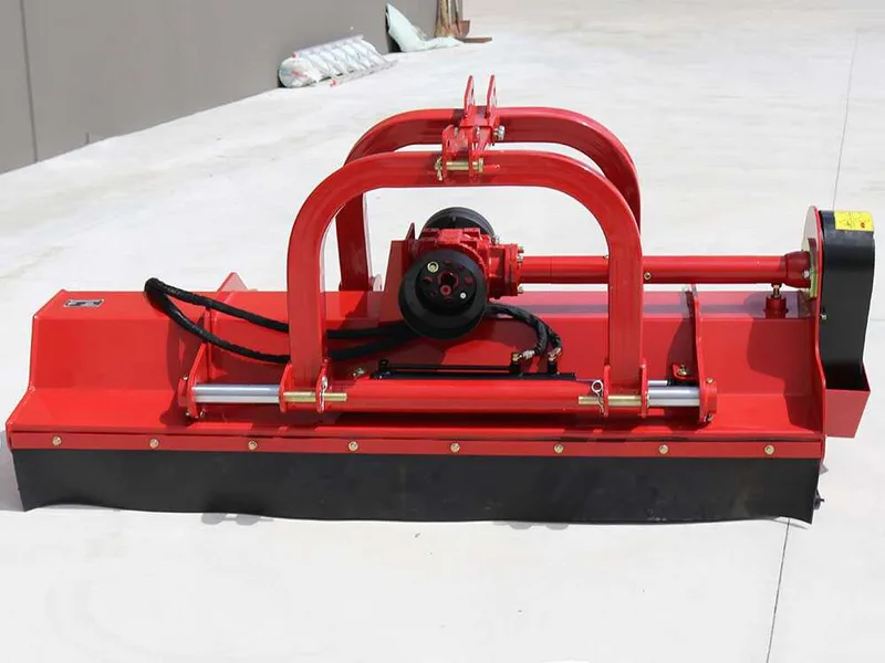 GeoTech Pro RMF200 - Broyeur pour tracteur - Série moyenne-lourde - Réversible - Avec déport hydraulique