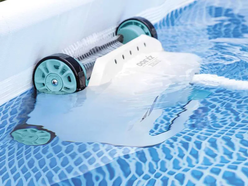 Robot nettoyeur de piscine Intex ZX300 28005EX - Débit d'eau min. 6056 L/h