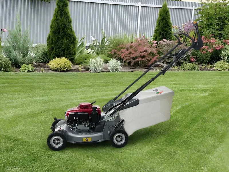 KAAZ LM 5360 HXA - Tondeuse à gazon thermique tractée - Honda GXV 160 - Largeur de coupe 53 cm - 2 vitesses