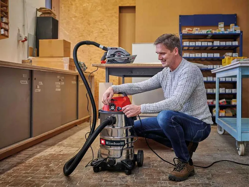 Einhell TC-VC 3055 SA - Aspirateur eau et poussière - 30 L - 900 W