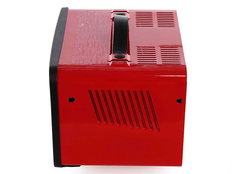 Telwin Alpine 30 Boost - Chargeur de batterie - batteries humides d'une tension de 12/24V - 800W