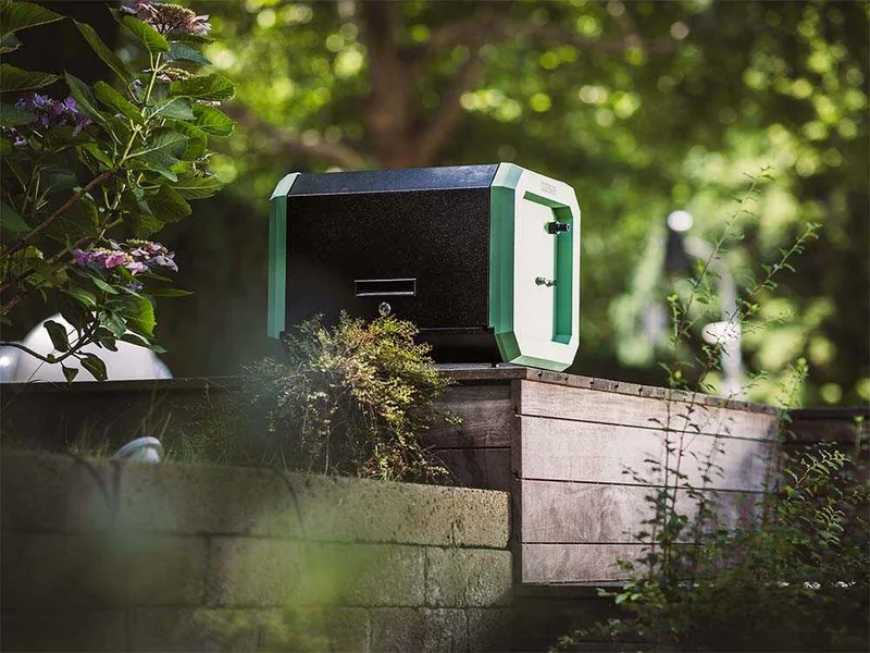 Stocker Geyser Pro - Nébuliseur anti-moustiques pour le jardin - Contrôle via l’application