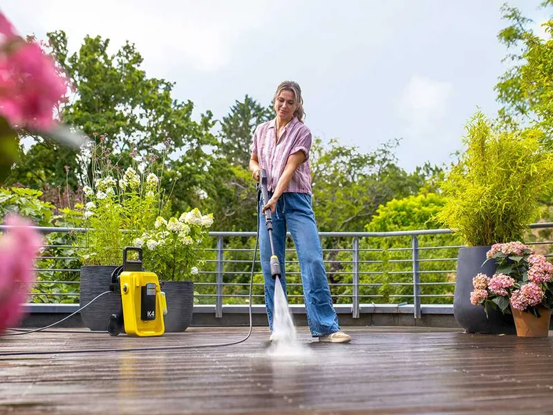 Karcher K4 Comfort Premium - Nettoyeur haute pression à eau froide - 130 bars - 420 l/h