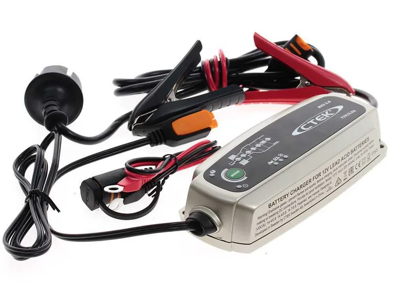 CTEK MXS 3.8 - Chargeur de batterie et mainteneur de charge automatique - batteries de 12V - 7 étapes