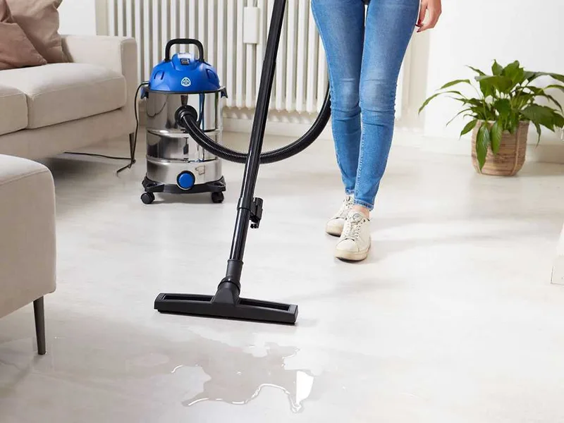 Annovi & Reverberi AR3670 - Aspirateur bidon multifonctions - Cuve Inox 30 L - 1600W