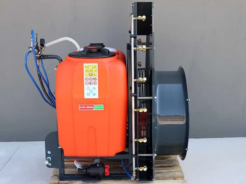 Dal Degan SATURN 200L - Atomiseur porté à tour avec attelage pulvérisation sur tracteur - Pompe APS 51