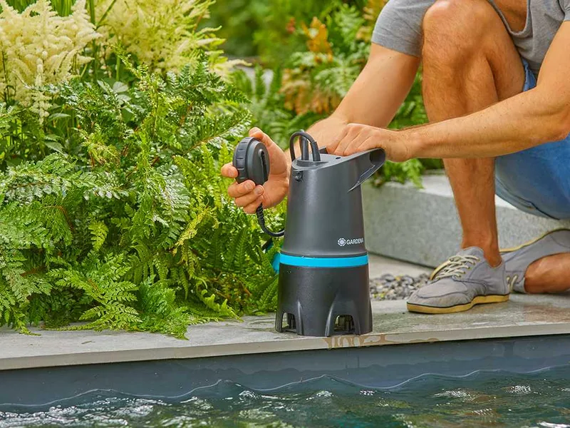 Gardena 20000 BASIC - Pompe immergée électrique pour eaux chargées - Flotteur intégré
