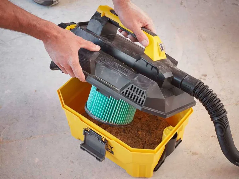 Stanley V20 SFMCV002B-XJ - Aspirateur solides et liquides portatif à batterie - sans batterie nichargeur