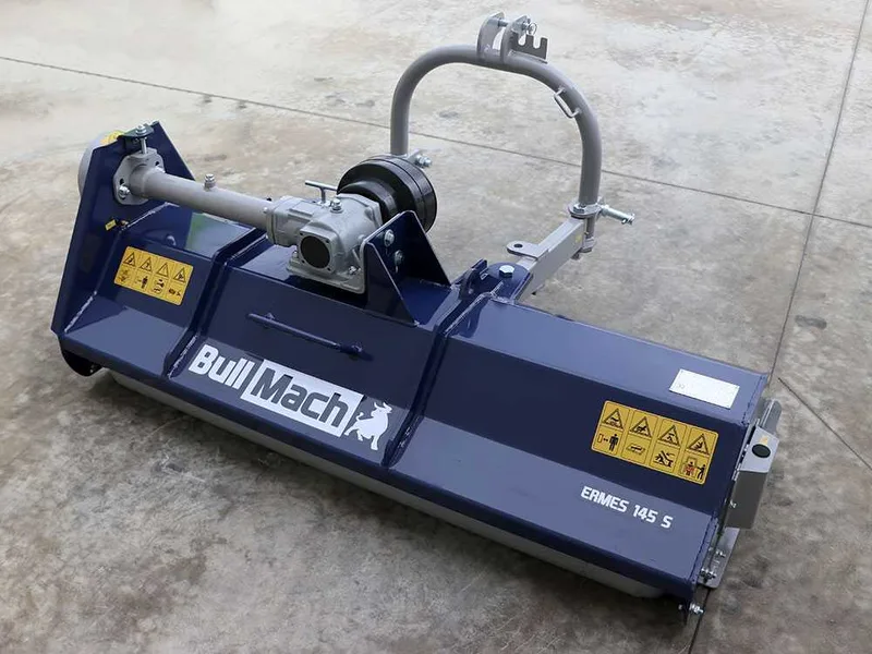 BullMach ERMES 145 S - Broyeur sur tracteur - Série légère - À déport manuel