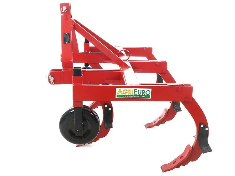 Décompacteur agricole sur tracteur AgriEuro serie 170 type Romagna à 5 dents