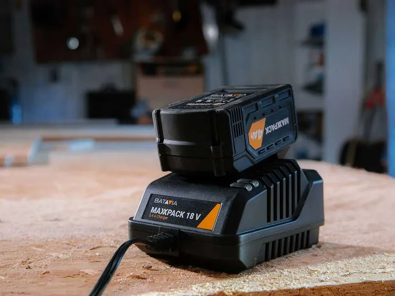 Batterie au lithium BATAVIA 18V/ 5.0 Ah