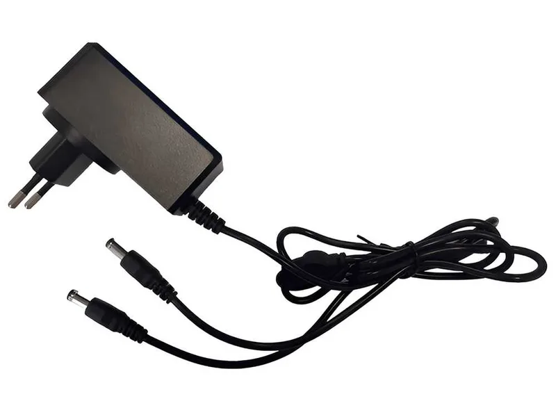 Chargeur standard Castellari RY03B - 220 V 1,5 Ah