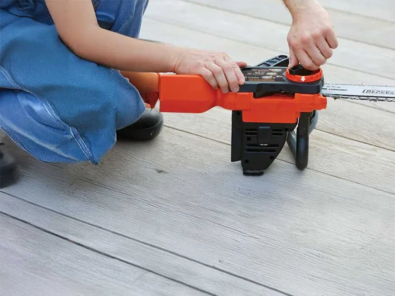 Black & Decker GKC1825L20-QW - Tronçonneuse à batterie 18 V 2 Ah + une batterie 18 V 2 Ah