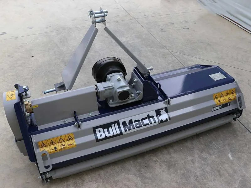 BullMach ERMES 135 F - Broyeur sur tracteur - Série légère
