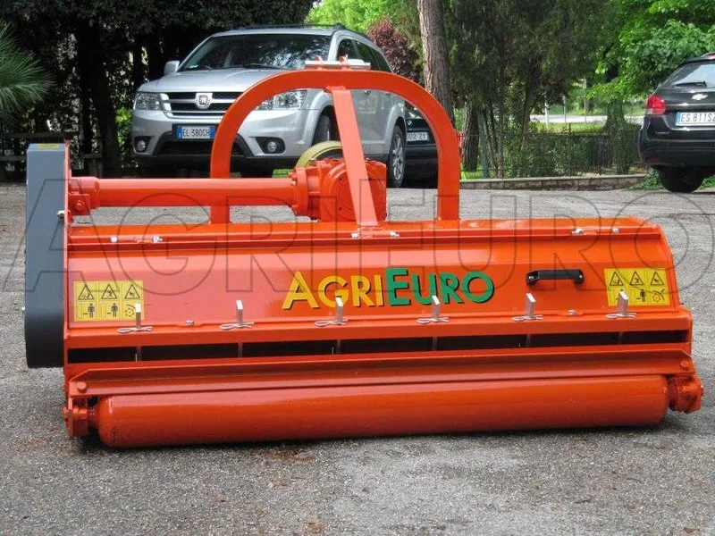 Top Line MF 140 - Broyeur sur tracteur - Série médium