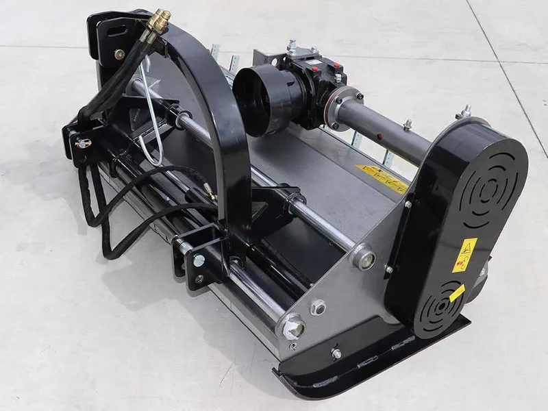 BlackStone BP 165 Hydro - Broyeur sur tracteur - Série médium-lourde - Déport hydraulique