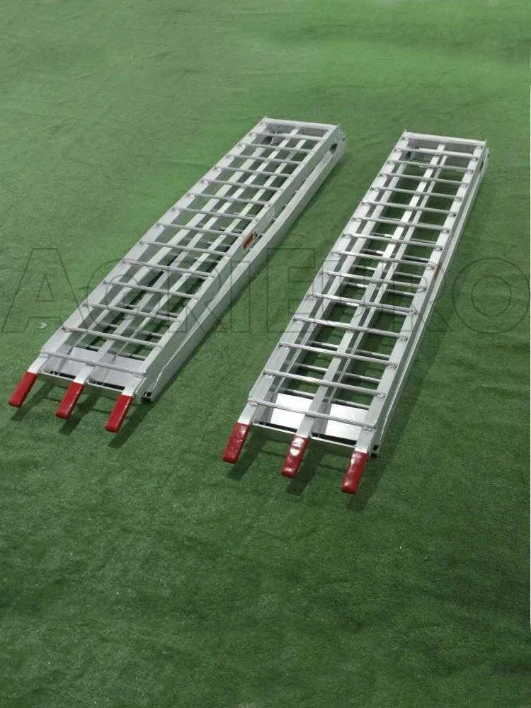 Couple de rampes de chargement 310 cm pliables en aluminium pour autoportée, quad, etc...