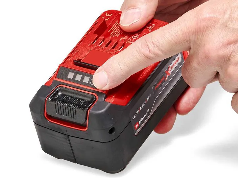 Starter kit Einhell Power X-Change - Batterie de 18V/5.2Ah et Chargeur