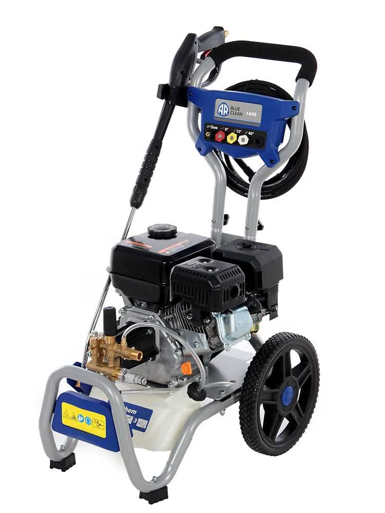 Nettoyeur haute pression thermique Annovi & Reverberi AR 1445 avec moteur RATO R210 à essence de 7 HP