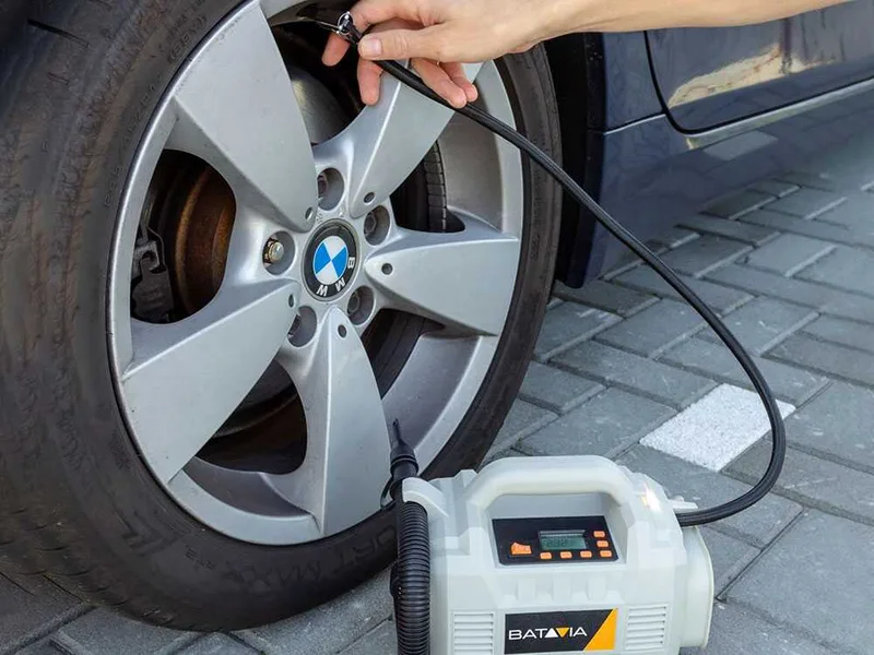 Compresseur à batterie portatif Batavia - Avec batterie de 18V/2.0 Ah et chargeur