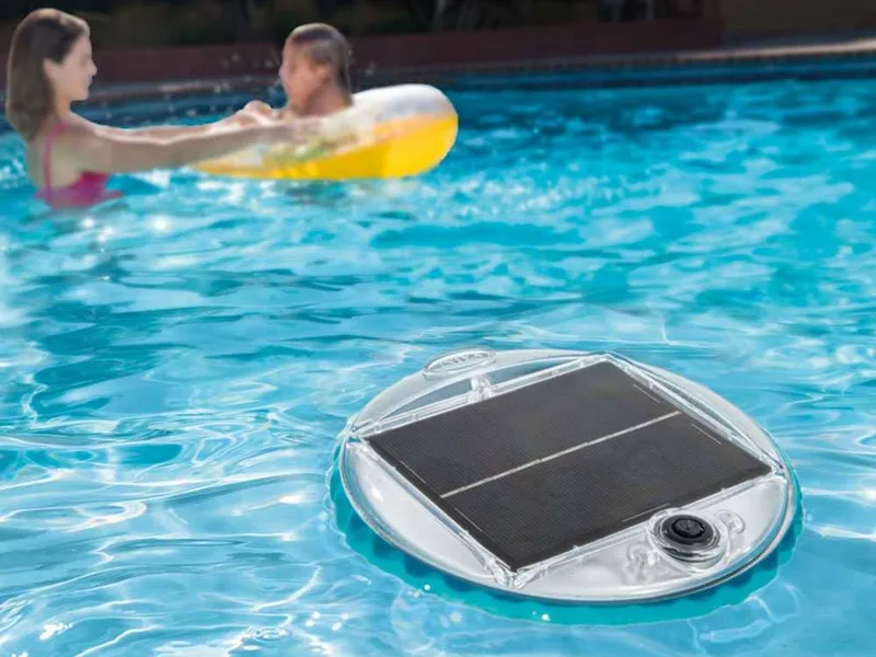 Lumière solaire flottante - Intex