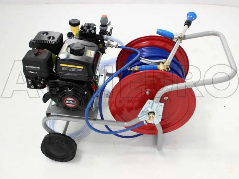 Groupe motopompe de pulvérisation thermique Comet APS 41 moteur essence Loncin 5,5 HP et chariot