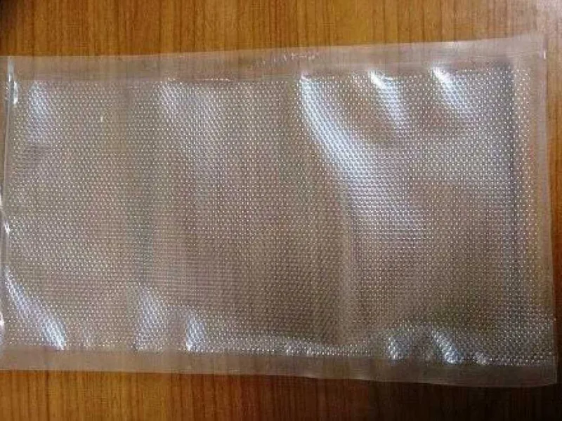 Set 4 Rouleaux sous vide pour aliments : nb. 2 rouleaux 20x600 cm, nb. 2 rouleaux 30x600 cm