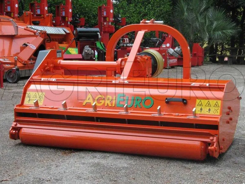 Top Line MF 140 - Broyeur sur tracteur - Série médium