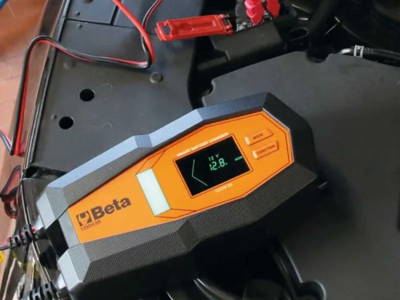Beta 1498H/8A - Chargeur et mainteneur automatique - 12/24 V