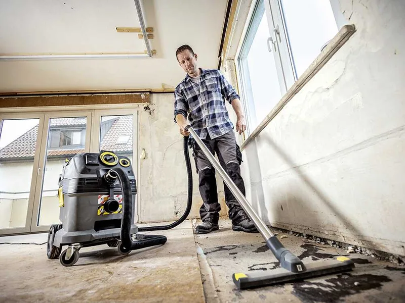 Karcher Pro NT 30/1 Tact Te M - Aspirateur eau et poussières - Cuve de 30 L - 1380 W
