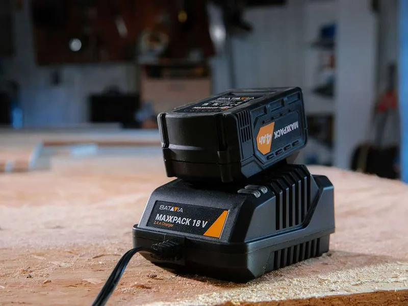 Batterie au lithium BATAVIA 18V/ 2.0 Ah