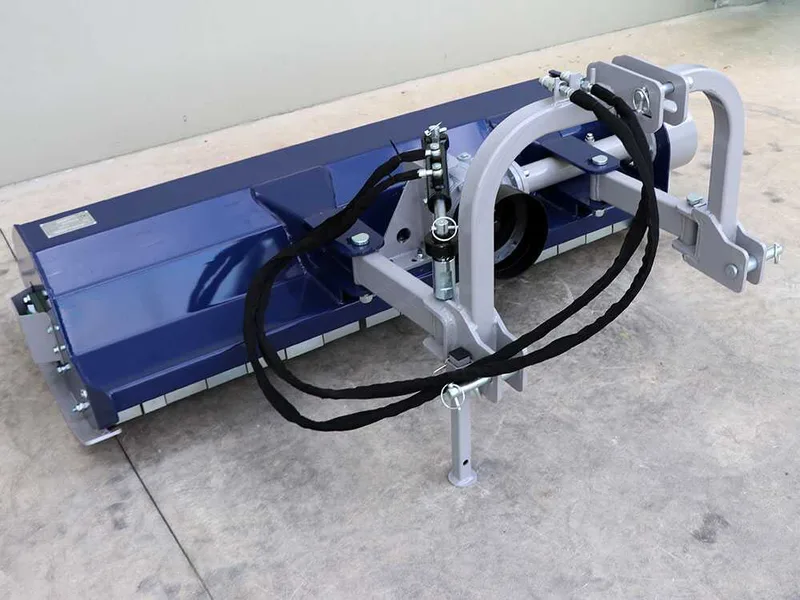 BullMach MAIA 115 SH - Broyeur sur tracteur - Série médium - À déport hydraulique