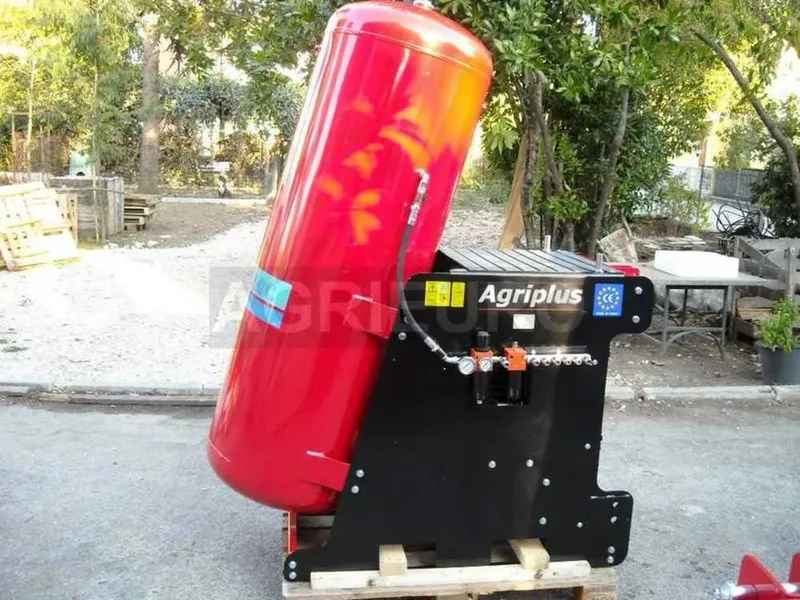 Compresseur à tracteur Airmec Agriplus 1000/500 - tête 1000, réservoir 500 L