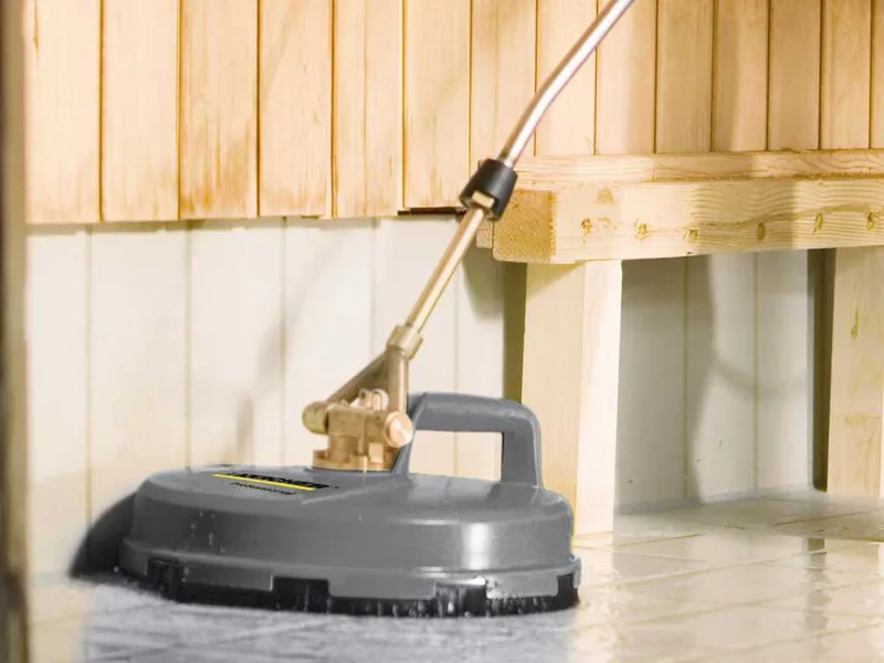 Laveur de sols Kärcher FR 30 - Brosse avec buses rotatives haute pression pour sols durs
