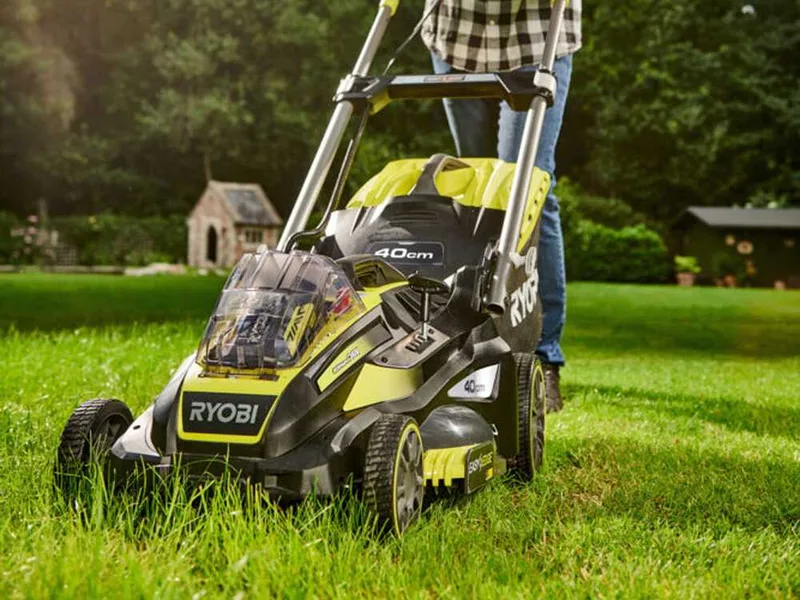 Tondeuse à batterie ryobi RLM36X41H50G - MAX power 36V - 5Ah - bac de 45 L - coupe de 40 cm