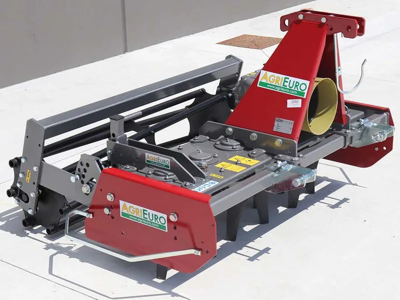 Herse rotative RF130 - largeur de travail 130 cm -12 lames Série légère - Rouleau à cage