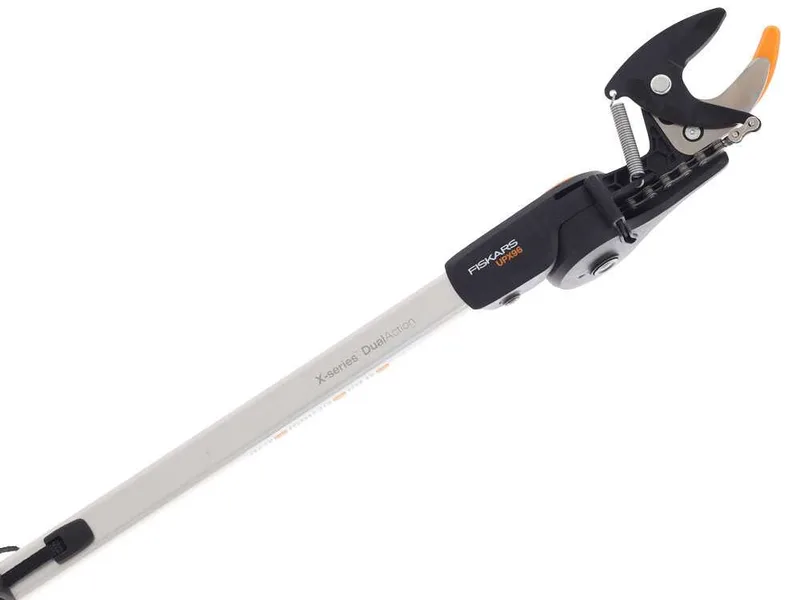 Fiskars UPX96 - Coupe-branches télescopique professionnel - 240/400 cm - 2 positions de coupe