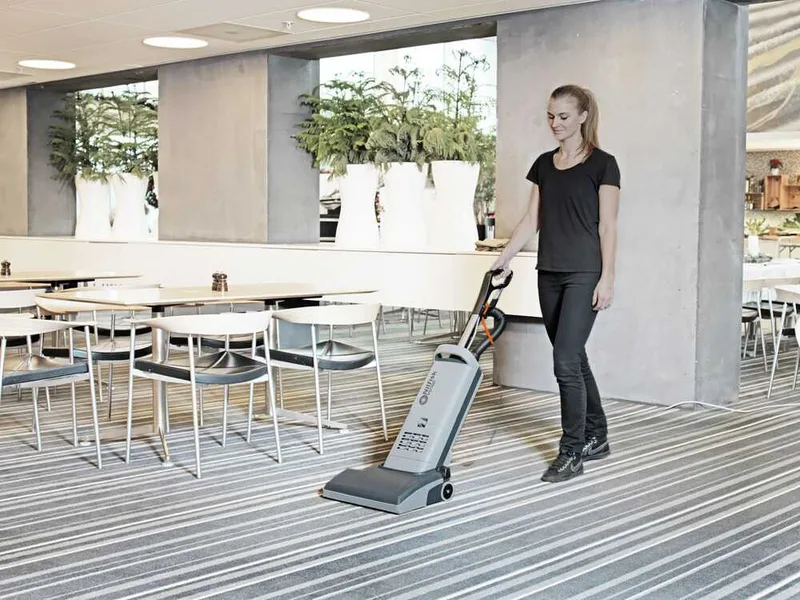 Nilfisk VU500 15 inch SMU EU - Aspirateur-batteur - 900 W