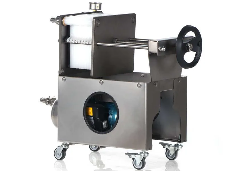 Grifo Professional Inox 10 - Filtre pour vin à plaques - Pompe œnologique pour filtrer le vin