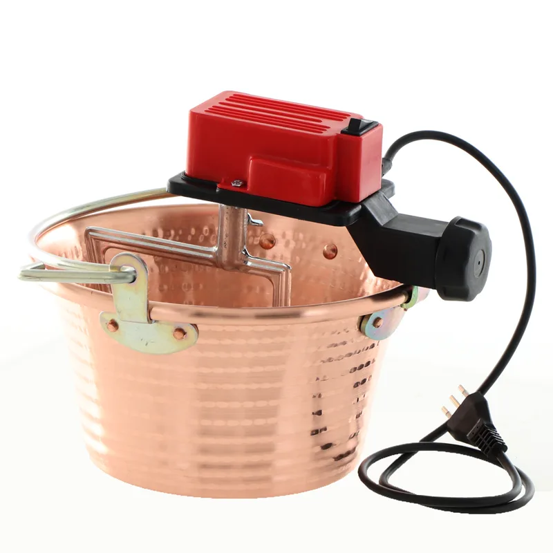 Chaudron électrique à induction en cuivre martelé pour polenta NuovaFac Cuoca Automatica base plate 4L - 5W