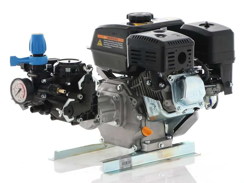 Motopompe de pulvérisation Comet MTP MC25 SC. 4T - moteur Loncin G200F - versions pour acides et produits chimiques