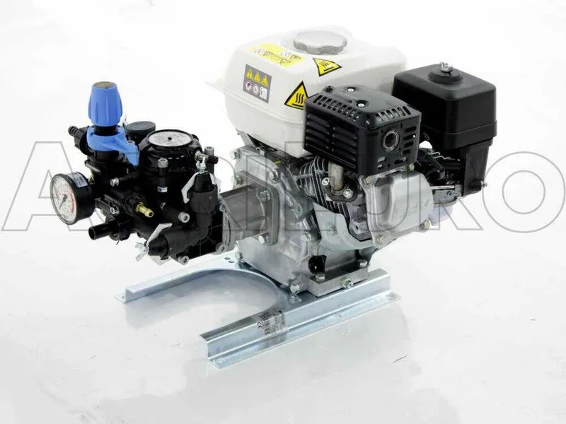 Motopompe thermique équipée de pompe Comet MC 25 de pulvérisation Honda GP 160