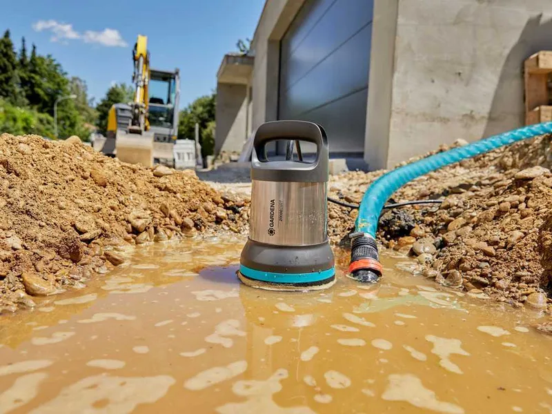 Pompe immergée pour eaux chargées Gardena 20000 Aquasensor art. 9044-20