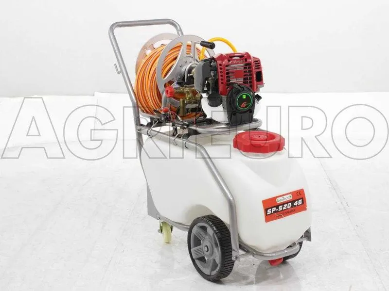 Pulvérisateur thermique sur chariot GeoTech SP 520 4S - 4 temps à essence
