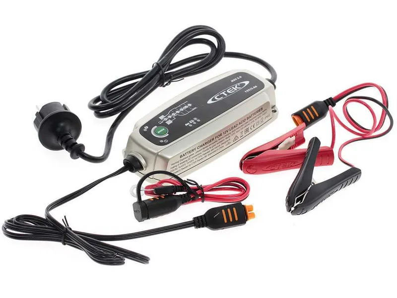 CTEK MXS 3.8 - Chargeur de batterie et mainteneur de charge automatique - batteries de 12V - 7 étapes