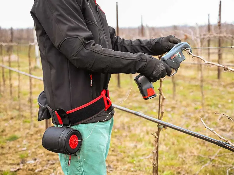 Zanon ZL 700 PRO - Lieuse de vigne électrique sans fil à batterie - 16,8 V 2,5 Ah
