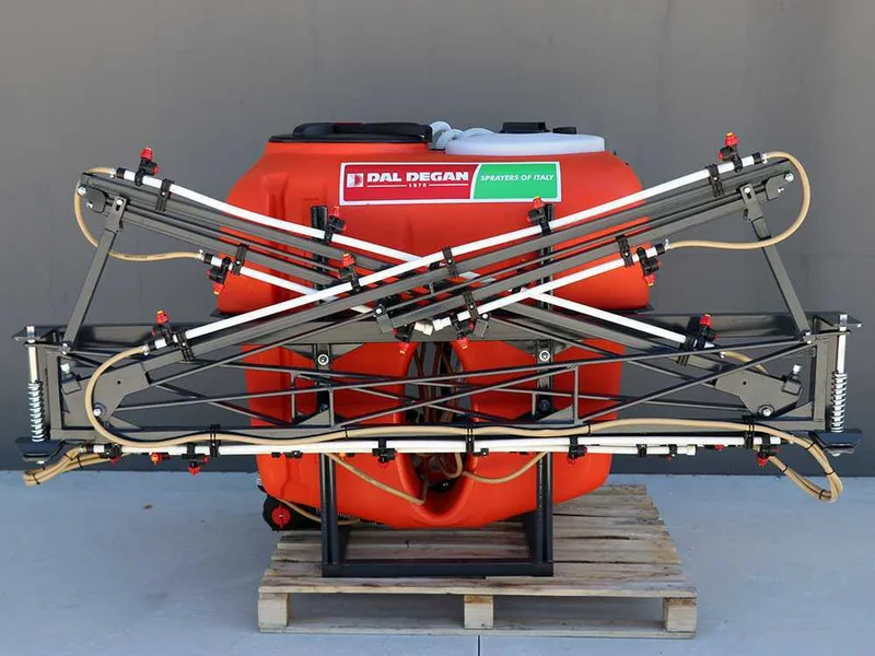 Dal Degan manda extra 400L - Pulvérisateur à tracteur - Rampe désherbage 12 m - Pompe Comet bp 125K