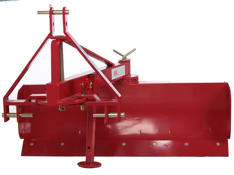 Niveleuse pour tracteur GeoTech DL160 à rotation lame 360° et Bras orientable